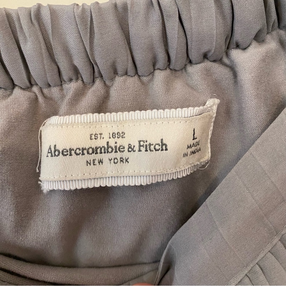 Abercrombie & Fitch Gray Pleated Skater Skirt - Picture 4 of 10